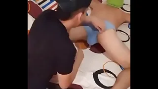 Mamando culo toothbrush todo y calzon azul